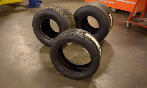 SR-71 Tires